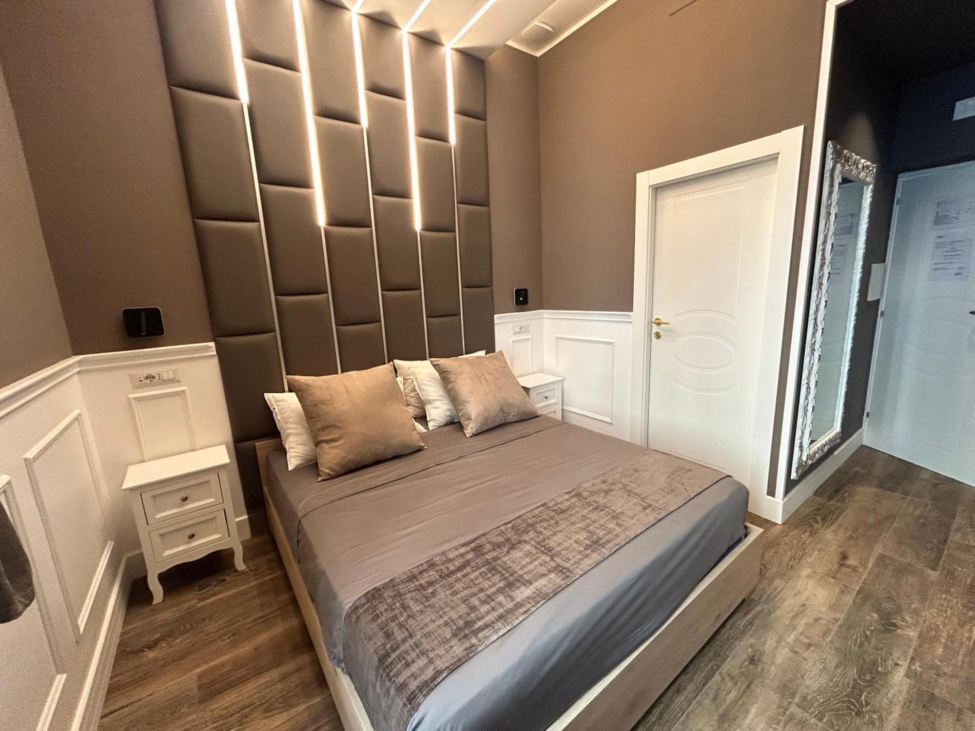Lary'S Rooms - Vaticano Rome Exterior photo